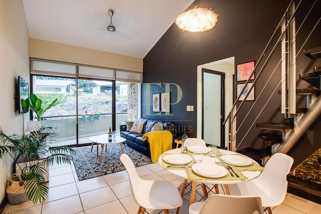 Cr Mariposa Rentals Comfortable Penthouse, Ac, Pool, Gym, Tennis Santa Ana  Exterior foto