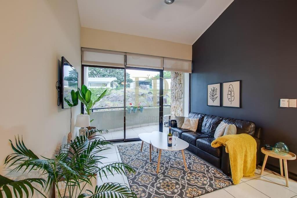 Cr Mariposa Rentals Comfortable Penthouse, Ac, Pool, Gym, Tennis Santa Ana  Exterior foto